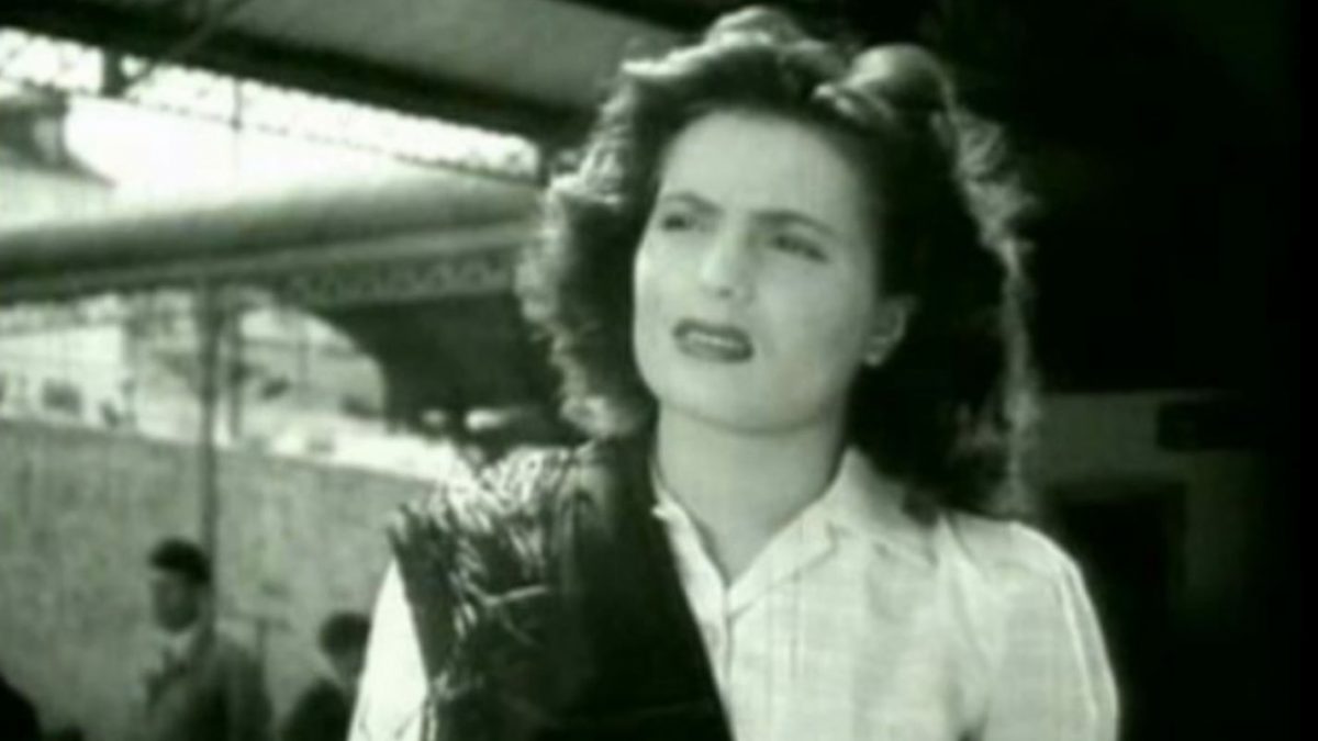 Uma casa portuguesa, Amália Rodrigues, Letras, fados, sucessos, portugueses, Fado, Portugal, fados da Amália, Casa portuguesa, Musicas portuguesas, Canções