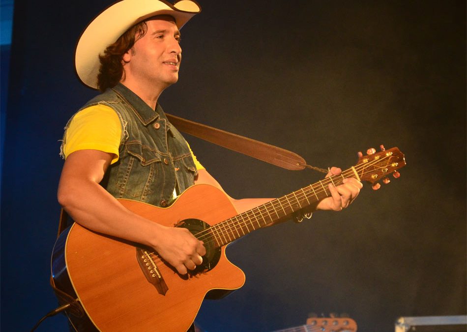 Zé Amaro, Artistas, Portugueses, contactos, artistas portugueses, espectáculos, preços, Zé Amaro, Artista Zé Amaro, Cantores, Artistas, Minho, Cowboy